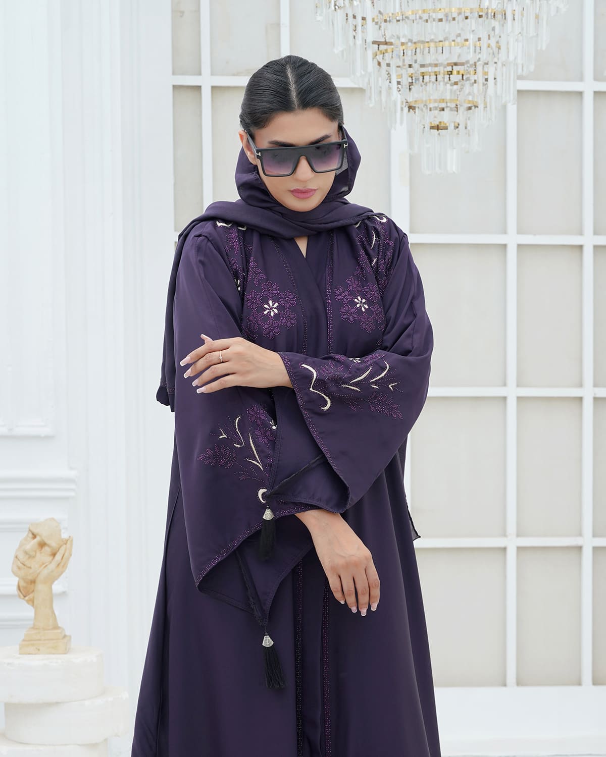 Delara Abaya