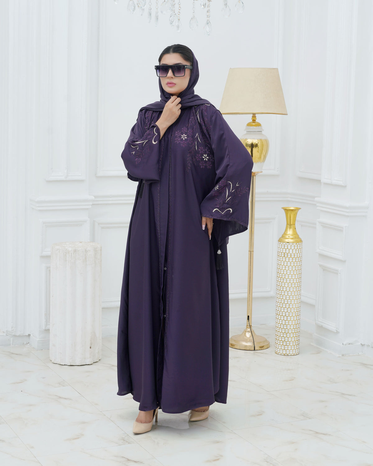 Delara Abaya