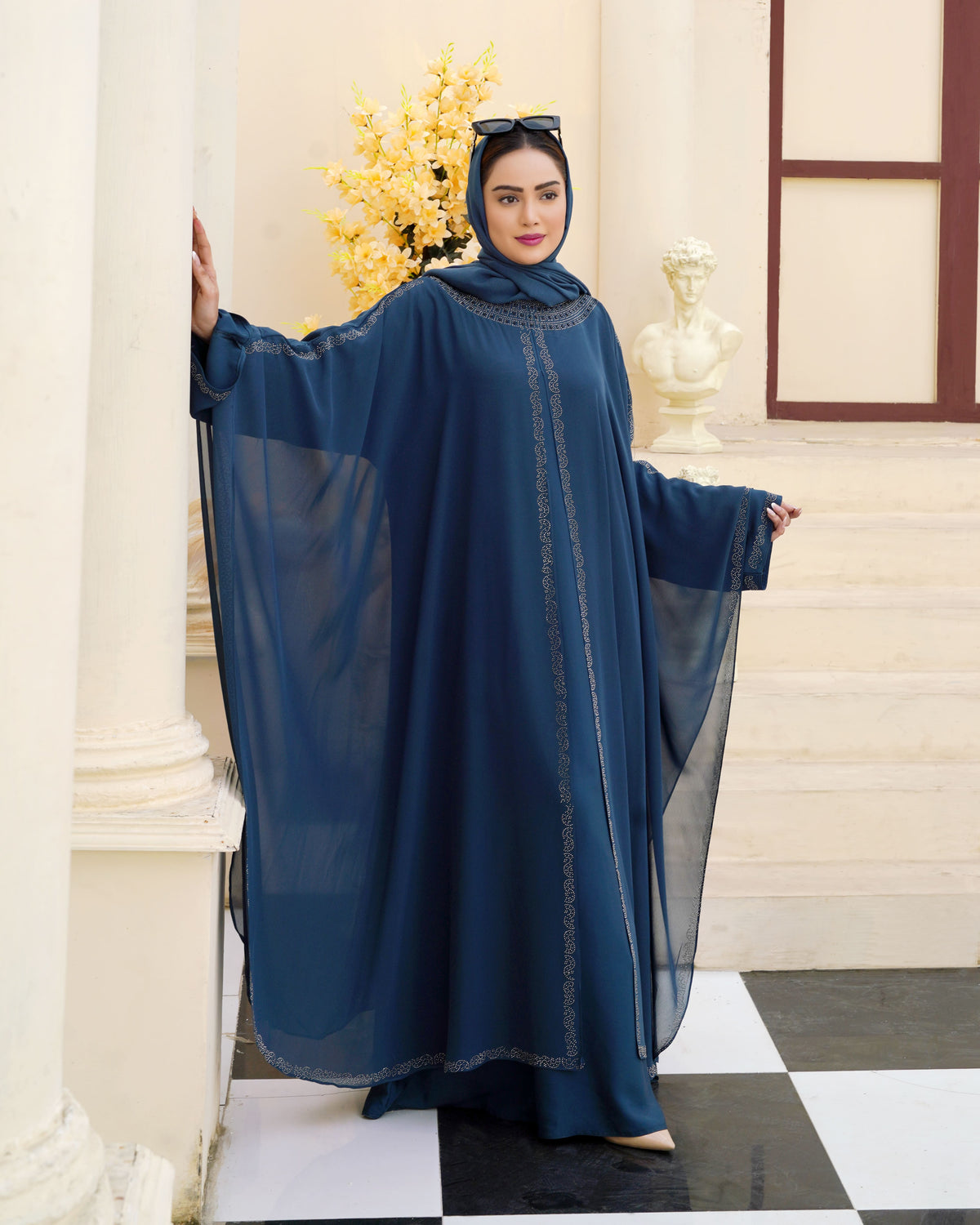 Caspia Abaya