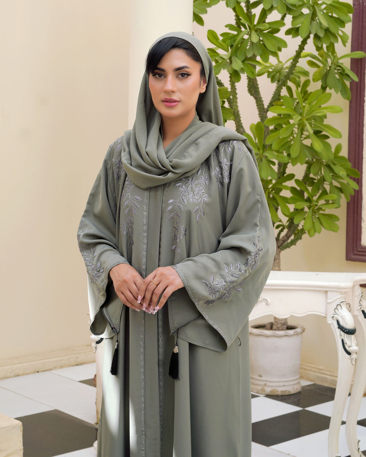 Rayan Abaya